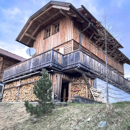Almhuette Falkert Lodge *