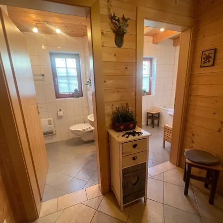 Almhütte Falkert Lodge *