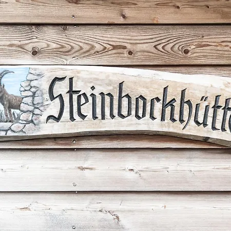 Jaktstuga Almhuette Falkert *