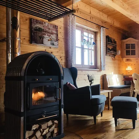 Almhuette Falkert Lodge *