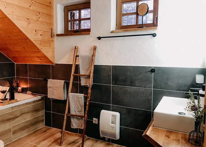 Lodge Almhuette Falkert *